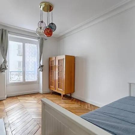 Apartament Sentier Gare Est Magnifique 2br